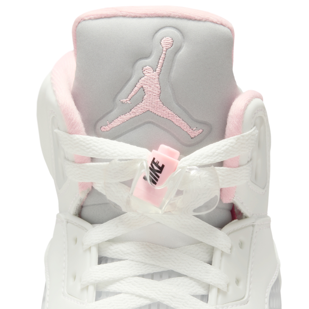 【2025年 10/11 発売】NIKE AIR JORDAN 5 RETRO “White/Medium Soft Pink” (ナイキ エア ジョーダン 5 “ホワイト/ミディアムソフトピンク”) [HQ7978-102]
