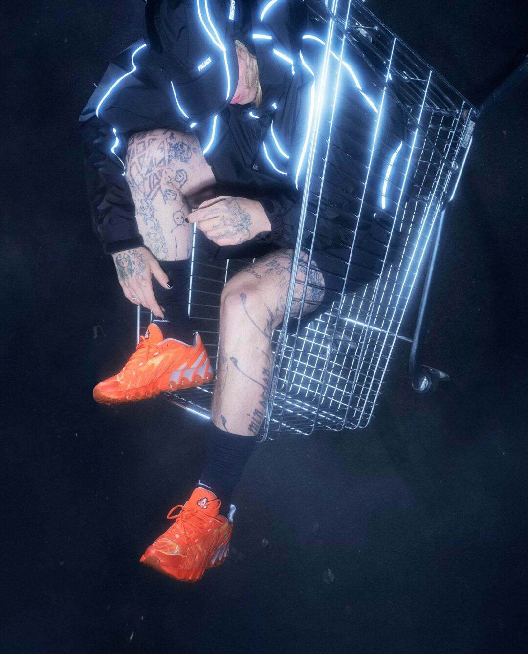 【2025年 12/13 & 12/17 発売】Palace Skateboards × NIKE AIR MAX DN8 (パレス スケートボード ナイキ エア マックス ディーエヌエイト) [IB4181-001/IB4181-00/IB4181-800]