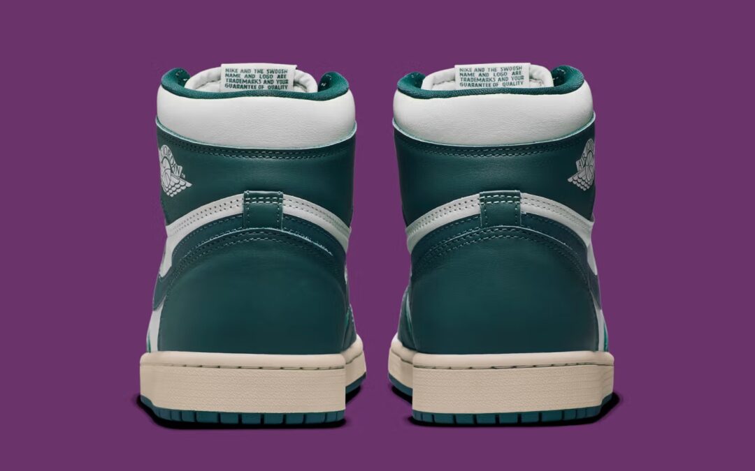 【2025年 10/4 発売予定】NIKE W AIR JORADN 1 HIGH OG “Pale Ivory/Pro Green” (ナイキ ウィメンズ エア ジョーダン 1 ハイ OG “ペールアイボリー/プログリーン”) [FD2596-101]