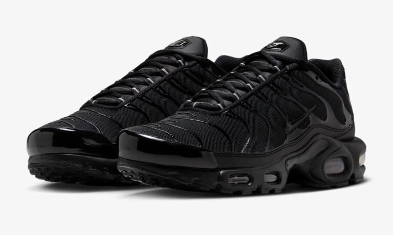2025年 1/13 発売】NIKE W AIR MAX PLUS “Triple Black” (ナイキ