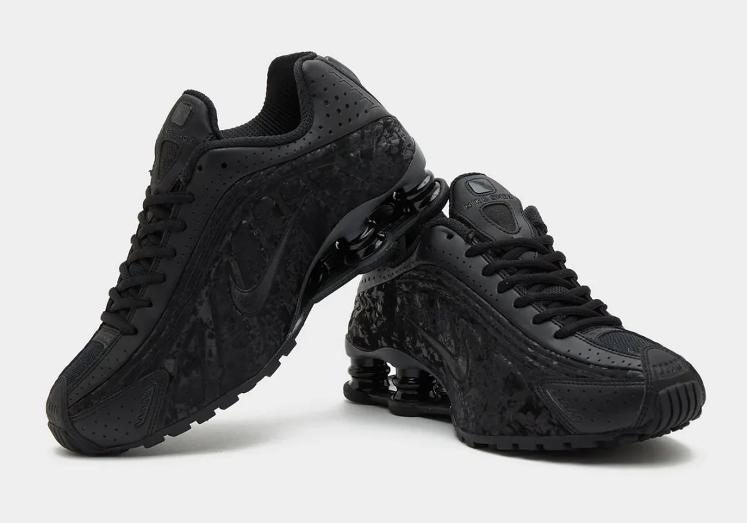 【2025年 3/17 発売】NIKE W SHOX R4 “Black Floral/Dark Smoke Grey” (ナイキ ショックス “ブラックフローラル/ダークスモークグレー”) [HV0934-002]
