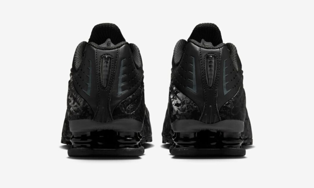 【2025年 3/17 発売】NIKE W SHOX R4 “Black Floral/Dark Smoke Grey” (ナイキ ショックス “ブラックフローラル/ダークスモークグレー”) [HV0934-002]