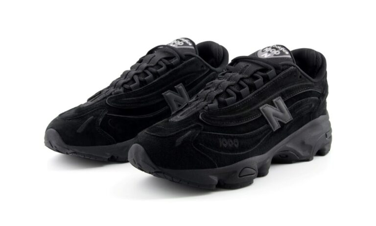 2025年モデル New Balance キャディバッグ ブラック/レッド
