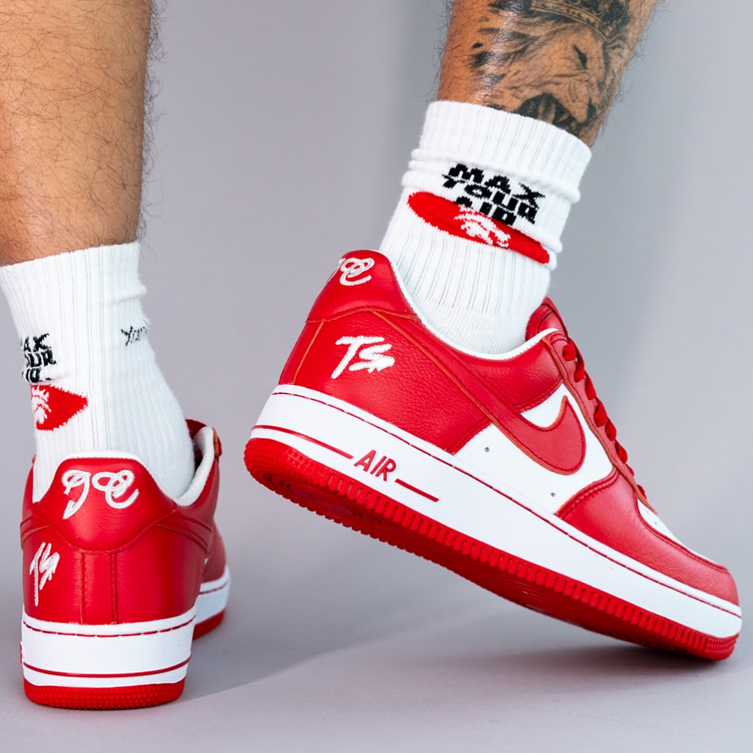 【2025年 8/1 発売予定】Fat Joe/Terror Squad × NIKE AIR FORCE 1 LOW “White/University Red” (ファット・ジョー テラー・スクワッド ナイキ エア フォース 1 ロー “ホワイト/ユニバーシティレッド”) [II4391-100]
