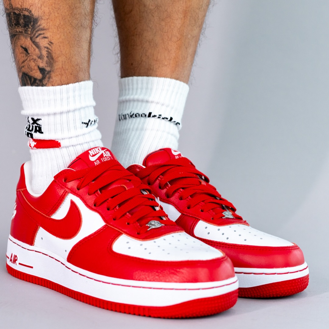 【2025年 8/1 発売予定】Fat Joe/Terror Squad × NIKE AIR FORCE 1 LOW “White/University Red” (ファット・ジョー テラー・スクワッド ナイキ エア フォース 1 ロー “ホワイト/ユニバーシティレッド”) [II4391-100]