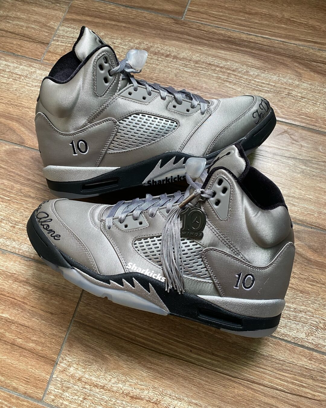 【2024】お歳暮・冬ギフト 発売予定】NIKE 9/1 2025年 AIR Grey “Medium WINGS 5 JORDAN 靴
