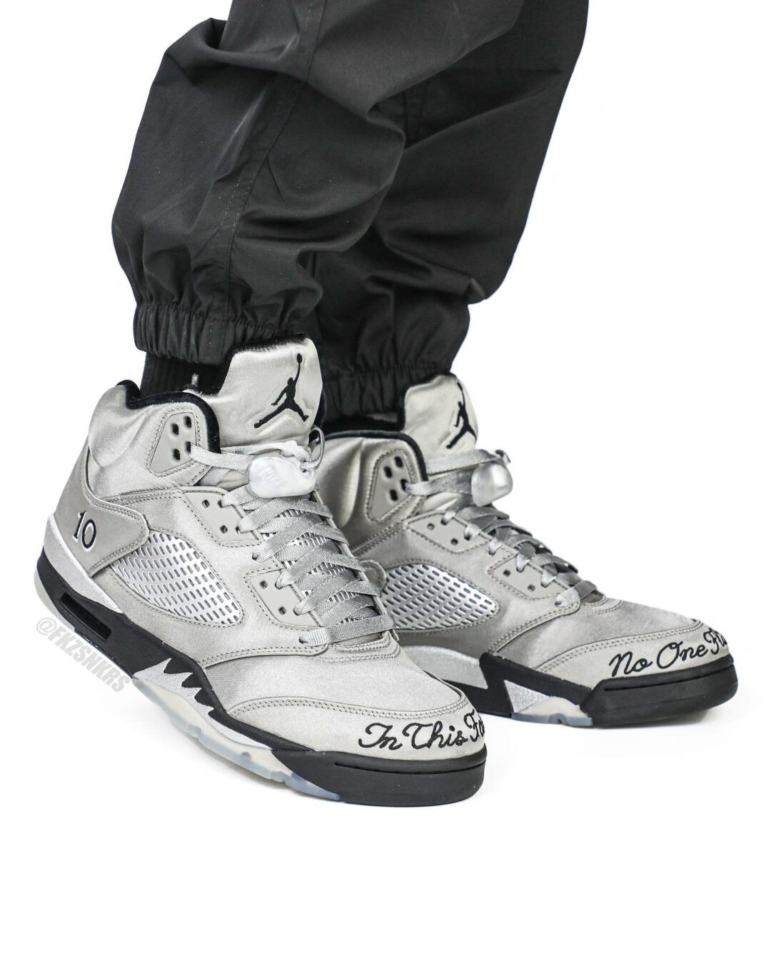 【2025年 9/1 発売予定】NIKE AIR JORDAN 5 WINGS “Medium Grey/Black” (ナイキ エア ジョーダン 5 ウィングス “ミディアムグレー/ブラック”) [IO2038-001]