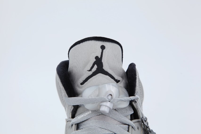 【2025年 9/1 発売予定】NIKE AIR JORDAN 5 WINGS “Medium Grey/Black” (ナイキ エア ジョーダン 5 ウィングス “ミディアムグレー/ブラック”) [IO2038-001]