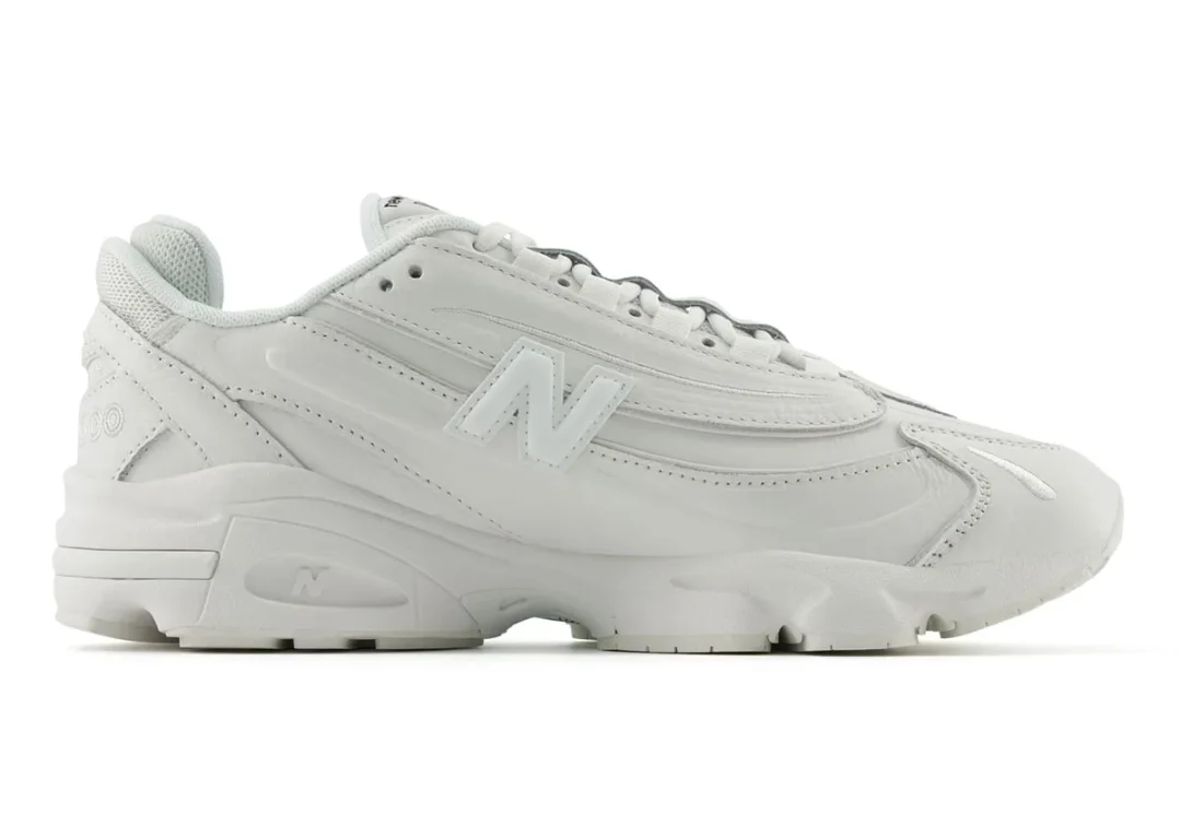 【2025年 2/22 発売】New Balance M1000 BW “Sea Salt/Reflective” (ニューバランス) [M1000BW]