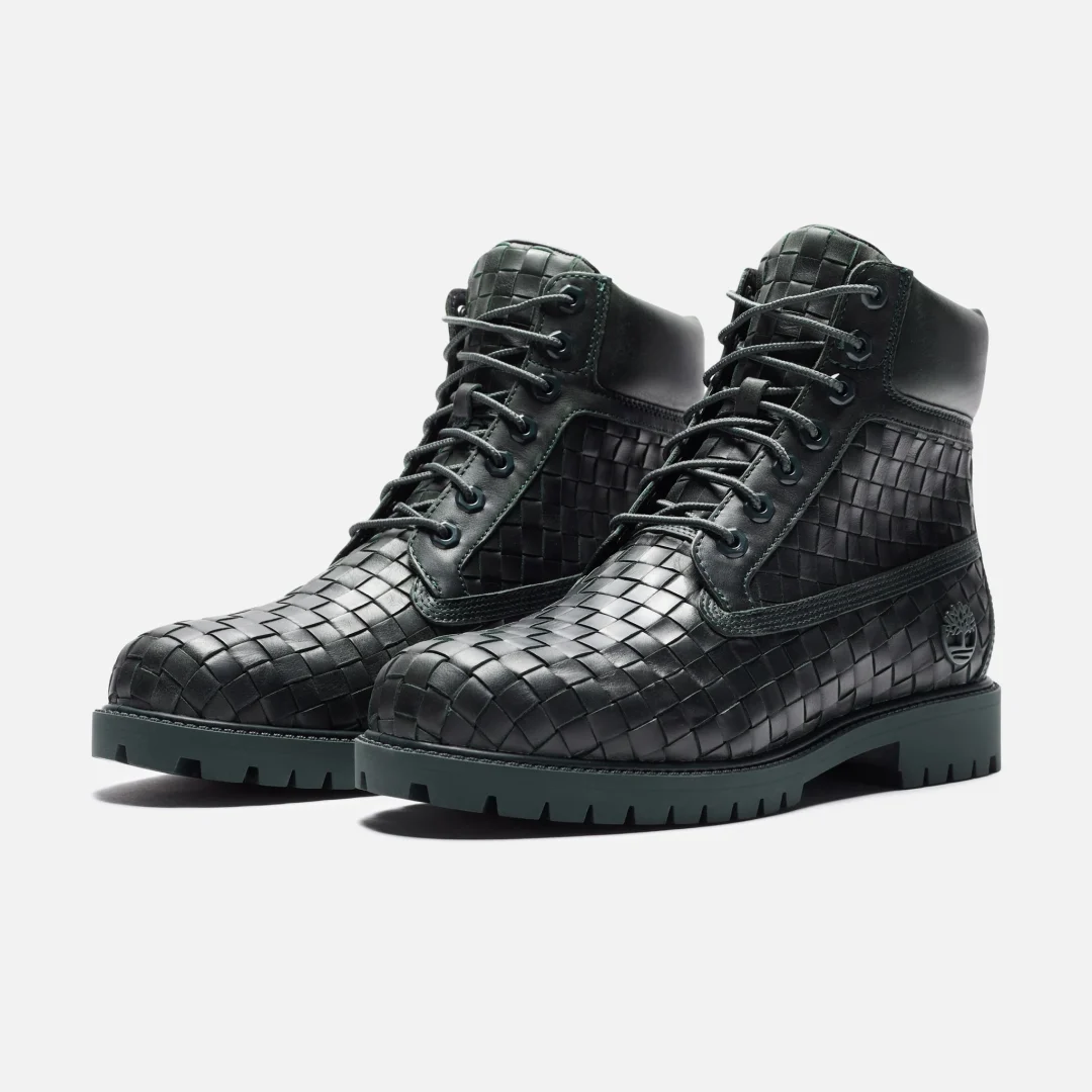 【2025年 2/25 発売】ボッテガ風の編み込みを採用した Timberland 6 INCH PREMIUM “Dark Brown/Dark Green” (ティンバーランド)