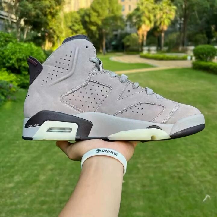 【国内 2025年 12/6 発売】A Ma Maniére × NIKE AIR JORDAN 6 SP “Sail/Smokey Mauve” (ア マ マニエール ナイキ エア ジョーダン 6 SP) [IF3103-100/IF3103-200]