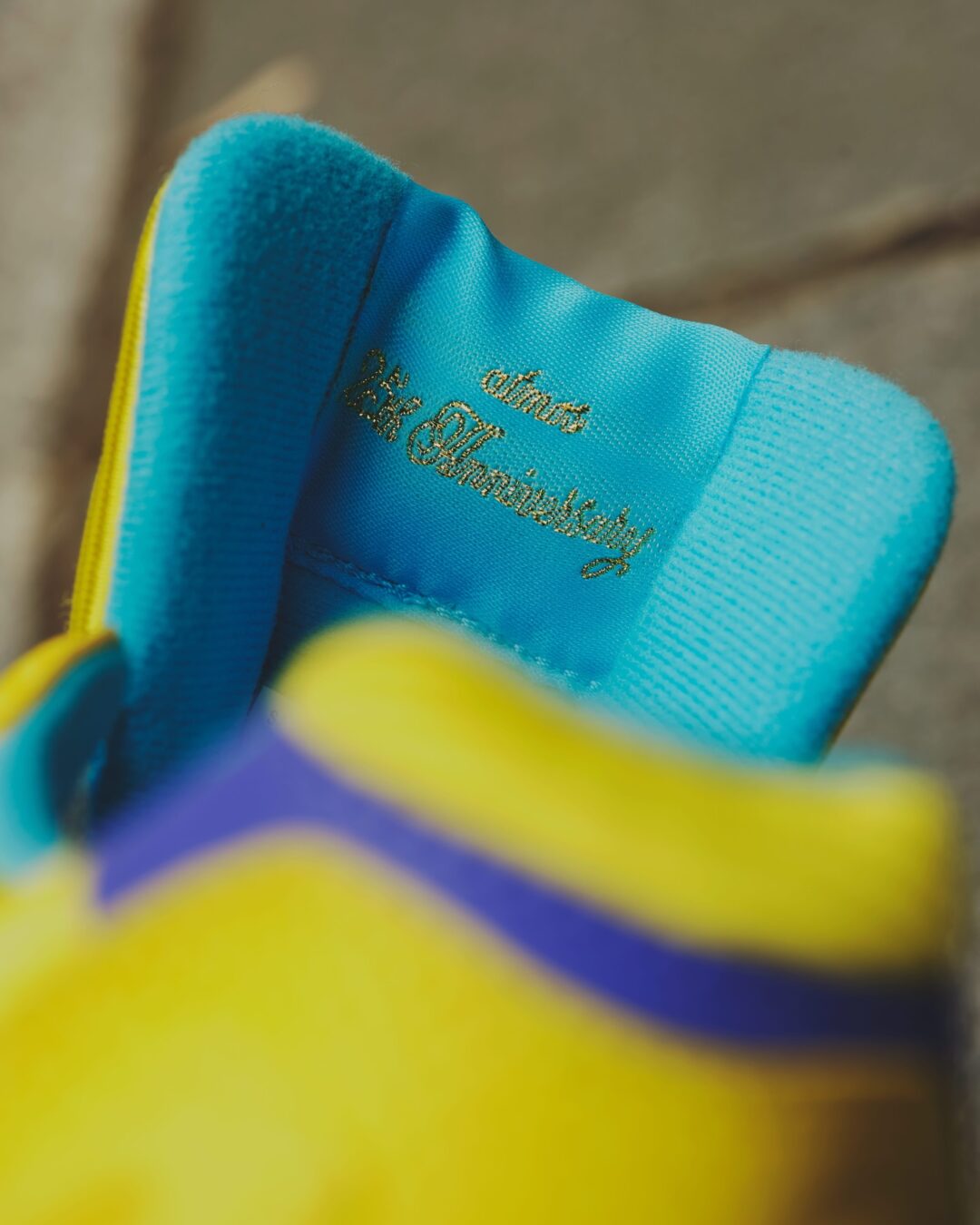 【2025年 4/19 & 6/14 発売】atmos × adidas Originals ZX 8000 G-SNK 10 “URA” (アトモス アディダス オリジナルス ゼットエックス) [JQ2580]