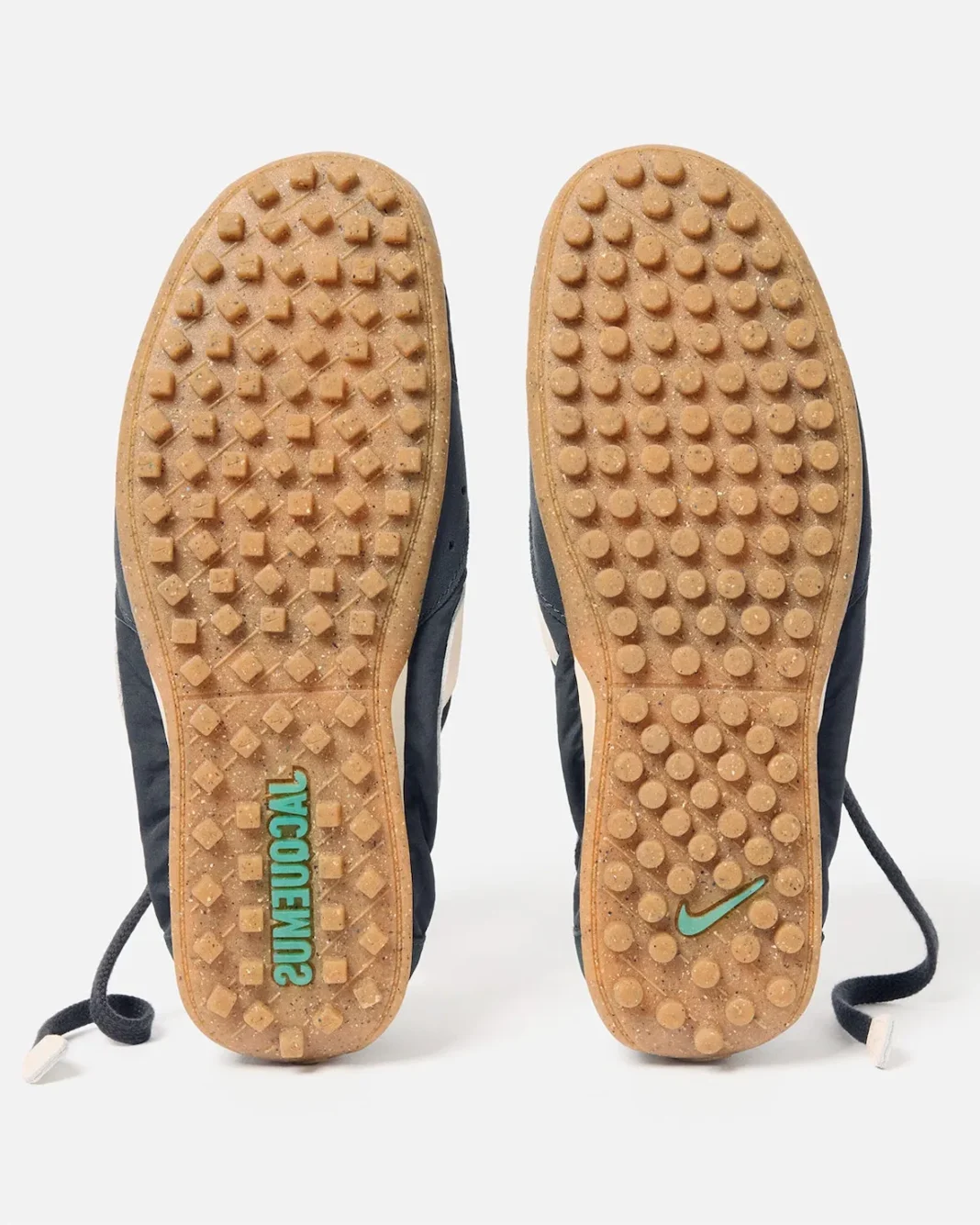 【2025年末 発売予定】JACQUEMUS × NIKE MOON SHOES 2025 FW (ジャックムス ナイキ ムーンシューズ) [HV8547-001/HV8547-002/HV8547-200/HV8547-600/HV8547-601/HV8547-700]