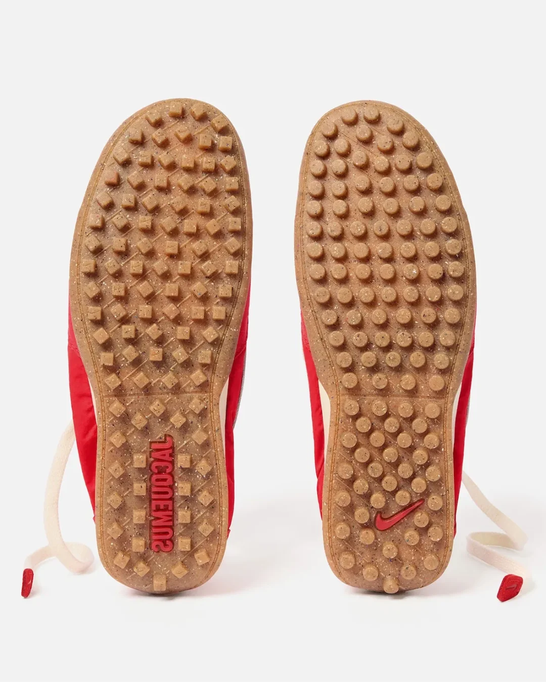 【2025年末 発売予定】JACQUEMUS × NIKE MOON SHOES 2025 FW (ジャックムス ナイキ ムーンシューズ) [HV8547-001/HV8547-002/HV8547-200/HV8547-600/HV8547-601/HV8547-700]