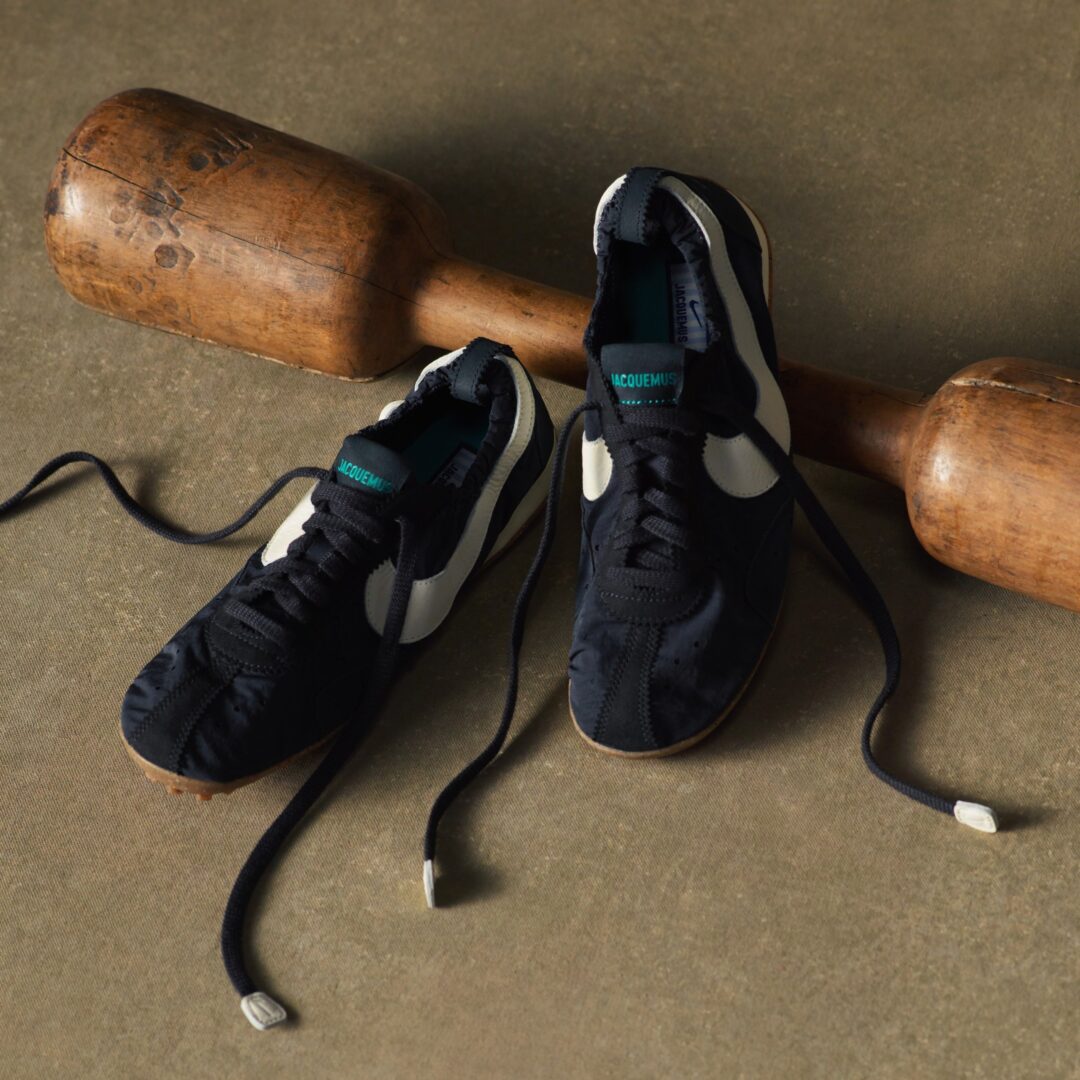【2025年 9/29 & 10/10 発売】JACQUEMUS × NIKE MOON SHOES 2025 FW (ジャックムス ナイキ ムーンシューズ) [HV8547-001/HV8547-002/HV8547-200/HV8547-600/HV8547-601/HV8547-700]