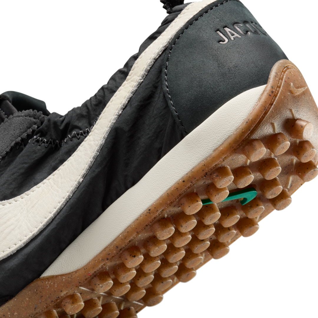 【2025年 9/29 & 10/10 発売】JACQUEMUS × NIKE MOON SHOES 2025 FW (ジャックムス ナイキ ムーンシューズ) [HV8547-001/HV8547-002/HV8547-200/HV8547-600/HV8547-601/HV8547-700]