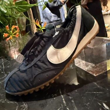 【2025年末 発売予定】JACQUEMUS × NIKE MOON SHOES 2025 FW (ジャックムス ナイキ ムーンシューズ) [HV8547-001/HV8547-002/HV8547-200/HV8547-600/HV8547-601/HV8547-700]