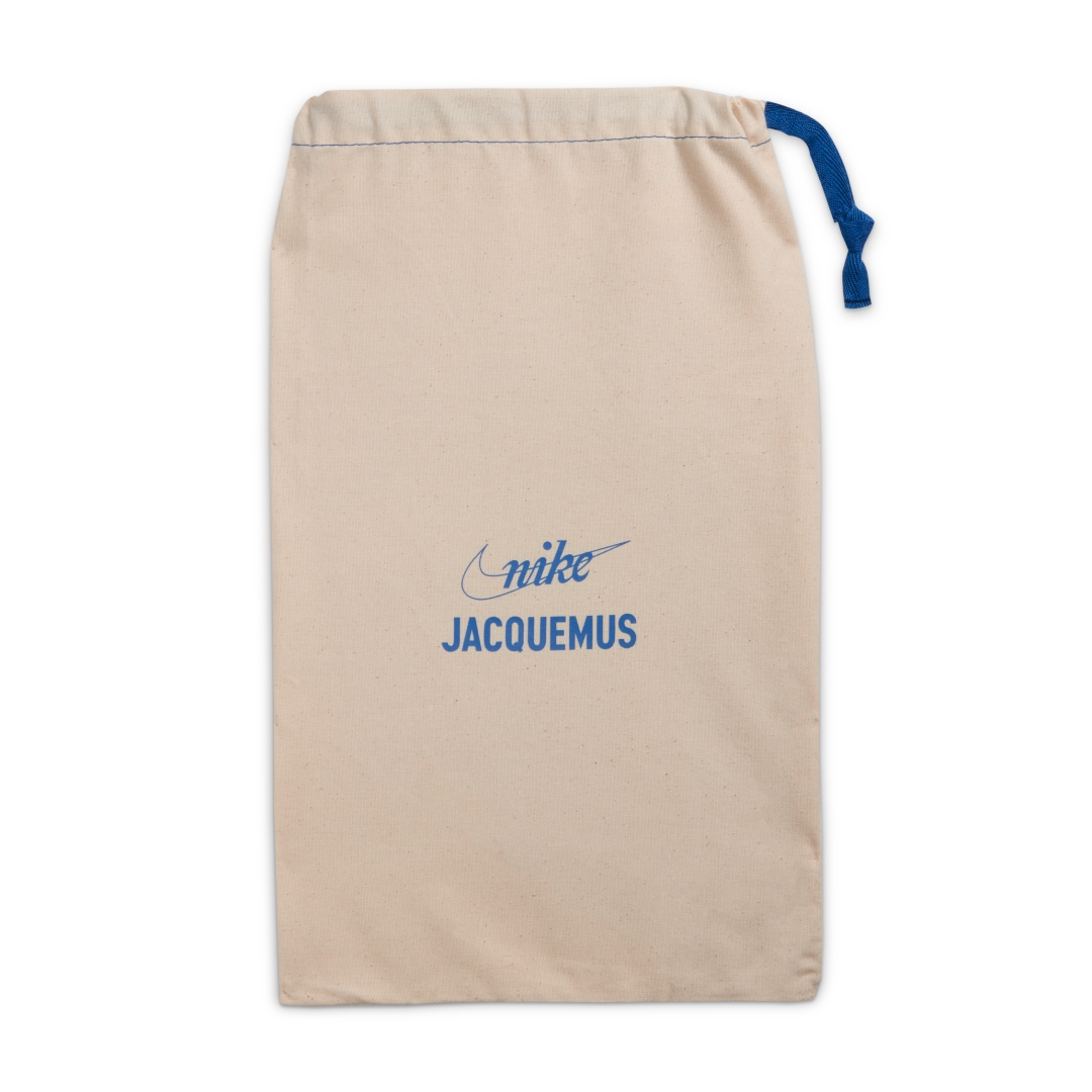 【2025年 9/29 & 10/10 発売】JACQUEMUS × NIKE MOON SHOES 2025 FW (ジャックムス ナイキ ムーンシューズ) [HV8547-001/HV8547-002/HV8547-200/HV8547-600/HV8547-601/HV8547-700]