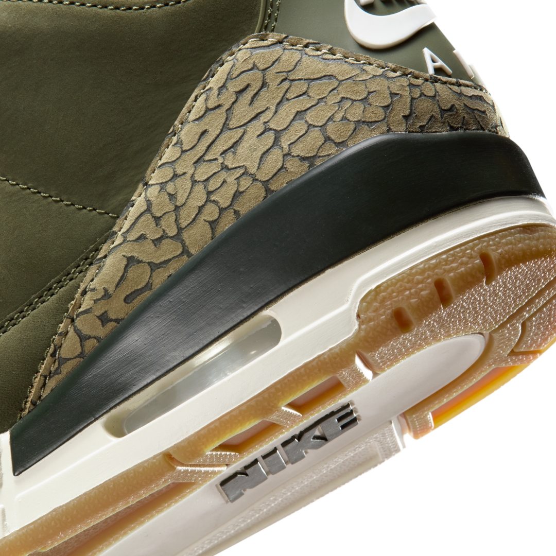 【2025年 10/25 発売】NIKE AIR JORDAN 3 RETRO “Family Affair” (ナイキ エア ジョーダン 3 レトロ “ファミリー・アフェア”) [DN3707-202]