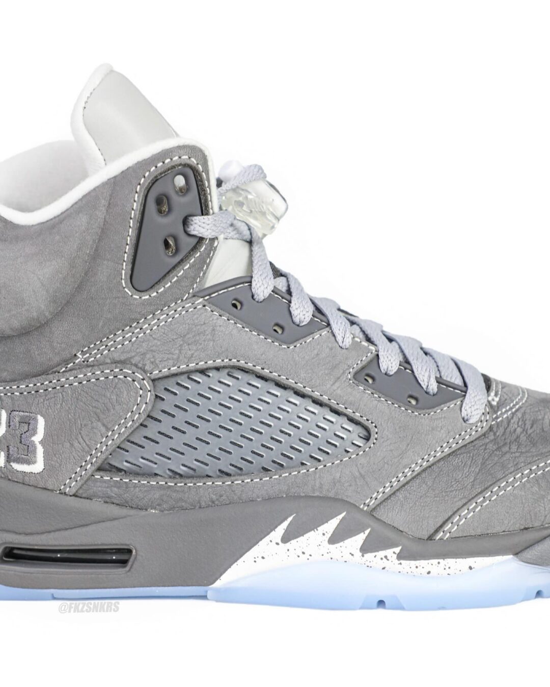 【2026年 1/10 復刻予定】NIKE AIR JORDAN 5 RETRO “Wolf Grey” (ナイキ エア ジョーダン 5 レトロ “ウルフグレー”) [DD0587-002]