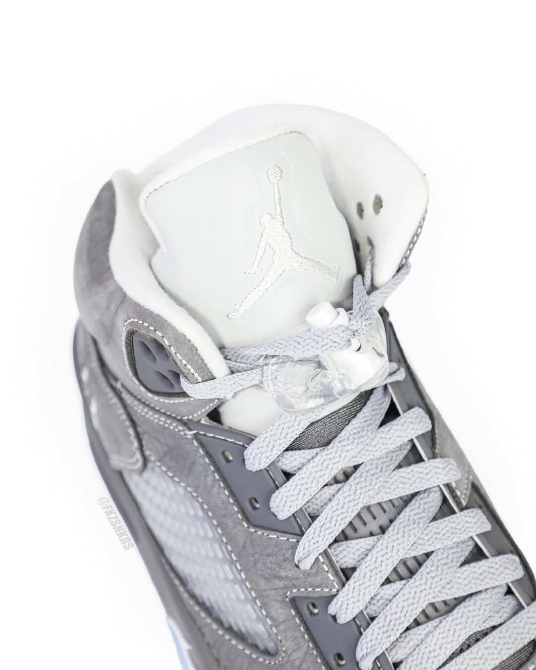 【2026年 1/10 復刻予定】NIKE AIR JORDAN 5 RETRO “Wolf Grey” (ナイキ エア ジョーダン 5 レトロ “ウルフグレー”) [DD0587-002]