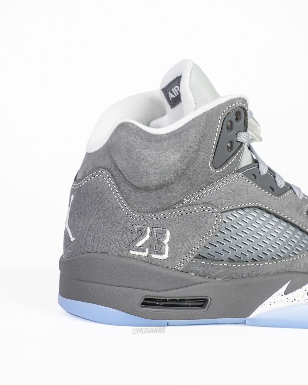 【2026年 1/10 復刻予定】NIKE AIR JORDAN 5 RETRO “Wolf Grey” (ナイキ エア ジョーダン 5 レトロ “ウルフグレー”) [DD0587-002]