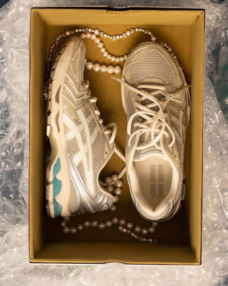2025年 2/8 発売】Juliana Salazar × ASICS GEL-KAYANO 14