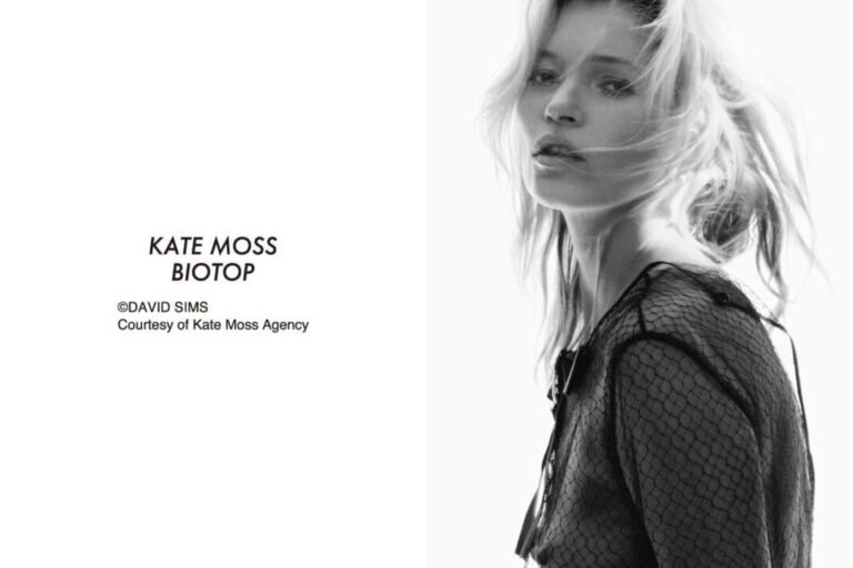 Kate Moss by David Sims Photo T-shirts 25SS | TOPICS