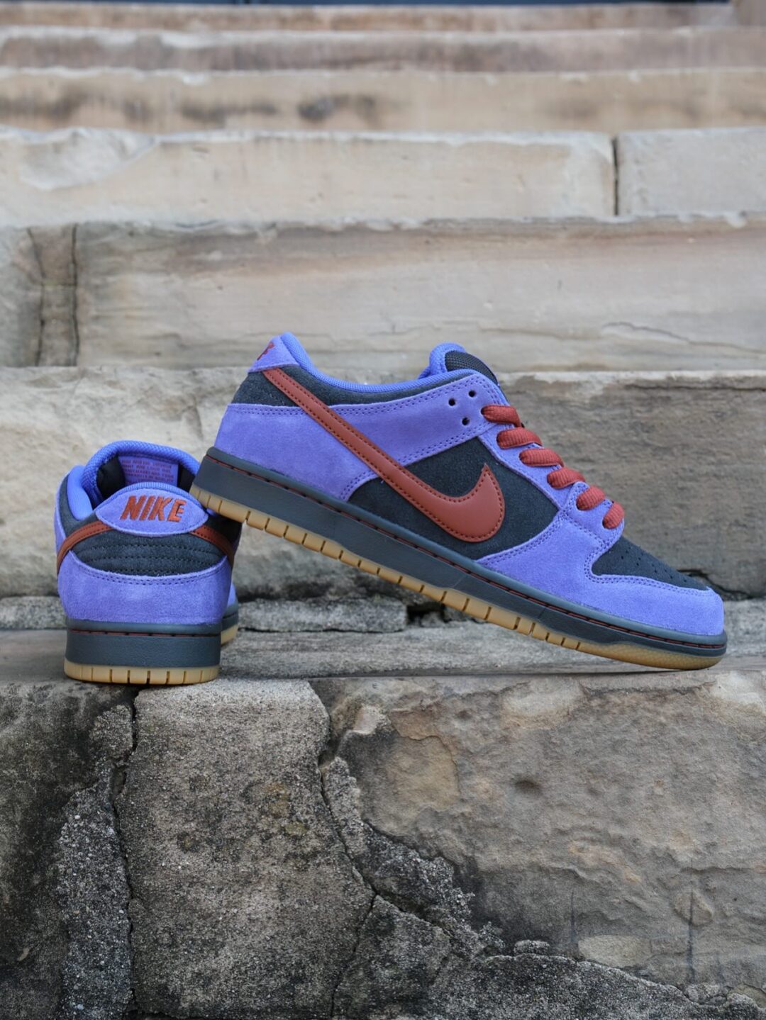 【2025年 10/24 発売】NIKE SB DUNK LOW PRO “Persian Violet/Cinnamon” (ナイキ ダンク ロー プロ “ペルシアンバイオレット/シナモン”) [HQ1625-500]