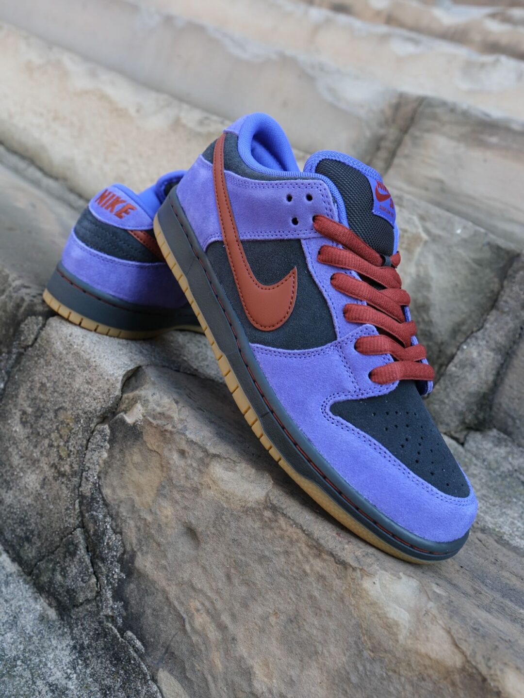 【2025年 10/24 発売】NIKE SB DUNK LOW PRO “Persian Violet/Cinnamon” (ナイキ ダンク ロー プロ “ペルシアンバイオレット/シナモン”) [HQ1625-500]