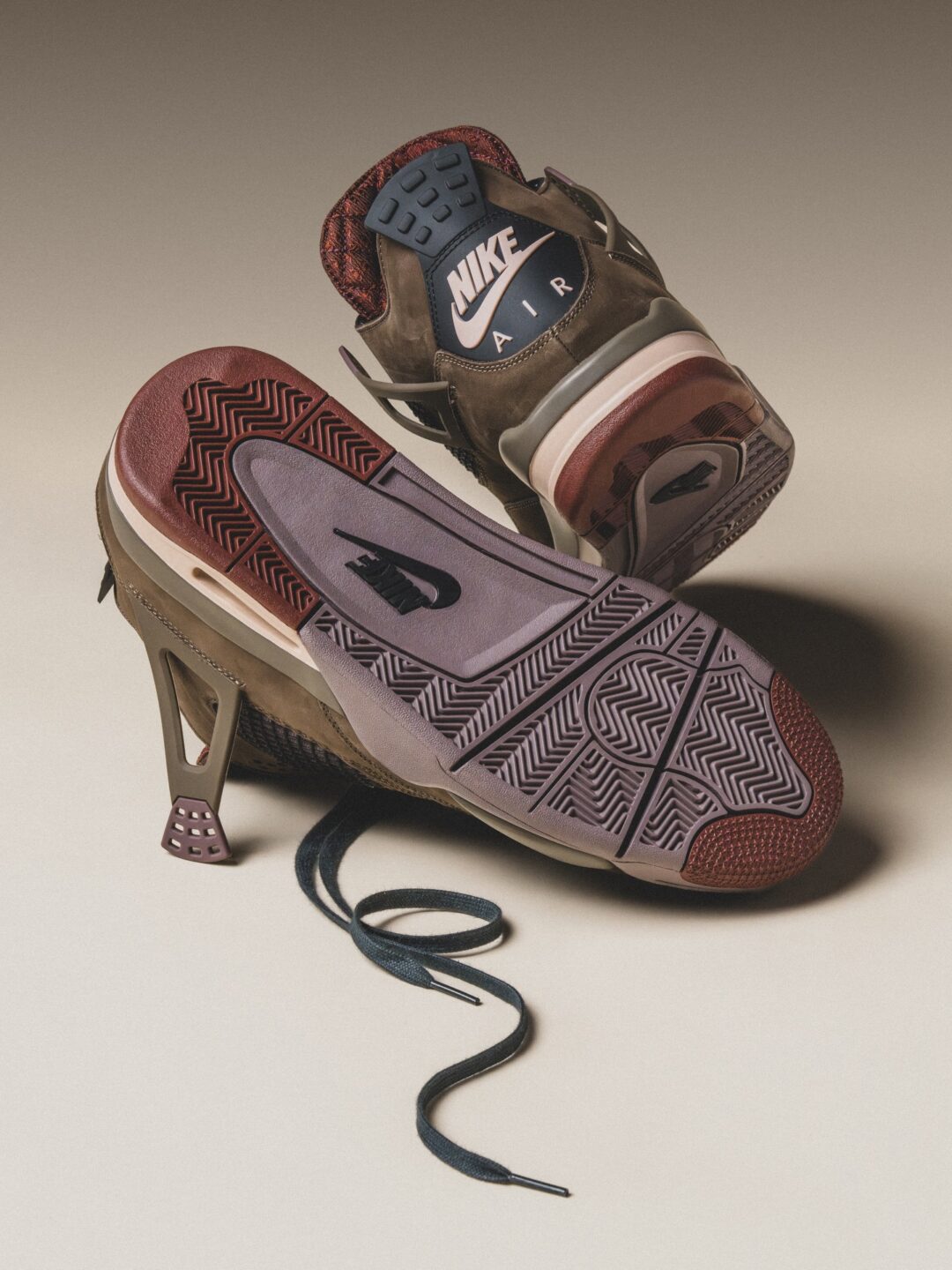 【2025年 12/19 発売予定】A Ma Maniére × NIKE AIR JORDAN 4 SP “ Dark Mocha” (ア マ マニエール ナイキ エア ジョーダン 4 SP) [IF3102-200]