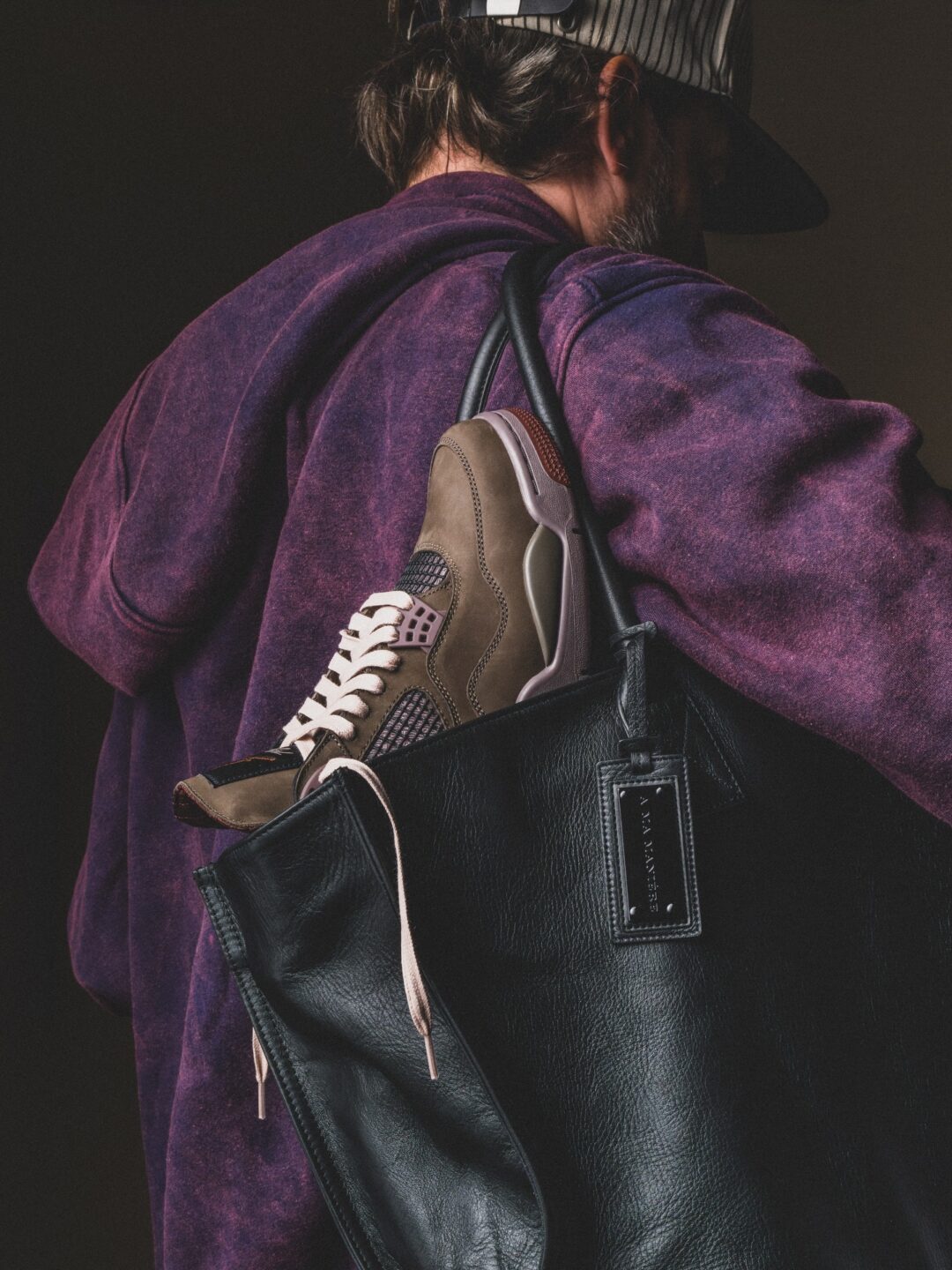 【2025年 12/19 発売予定】A Ma Maniére × NIKE AIR JORDAN 4 SP “ Dark Mocha” (ア マ マニエール ナイキ エア ジョーダン 4 SP) [IF3102-200]