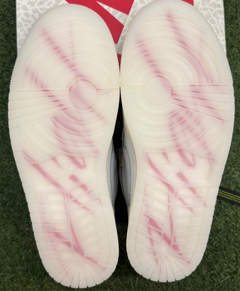 【2025年 12月 発売予定】NIKE AIR JORDAN 1 HIGH OG “Sail/University Red” (ナイキ エア ジョーダン 1 ハイ “セイル/ユニバーシティレッド”) [IH4363-100]