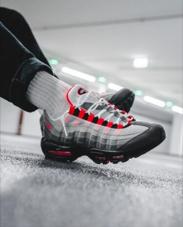 【2025年 10/10 発売予定】NIKE AIR MAX 95 BIG BUBBLE "Black/Solar Red" (ナイキ エア マックス 95 ビッグバブル "ブラック/ソーラーレッド") [HM4740-006]