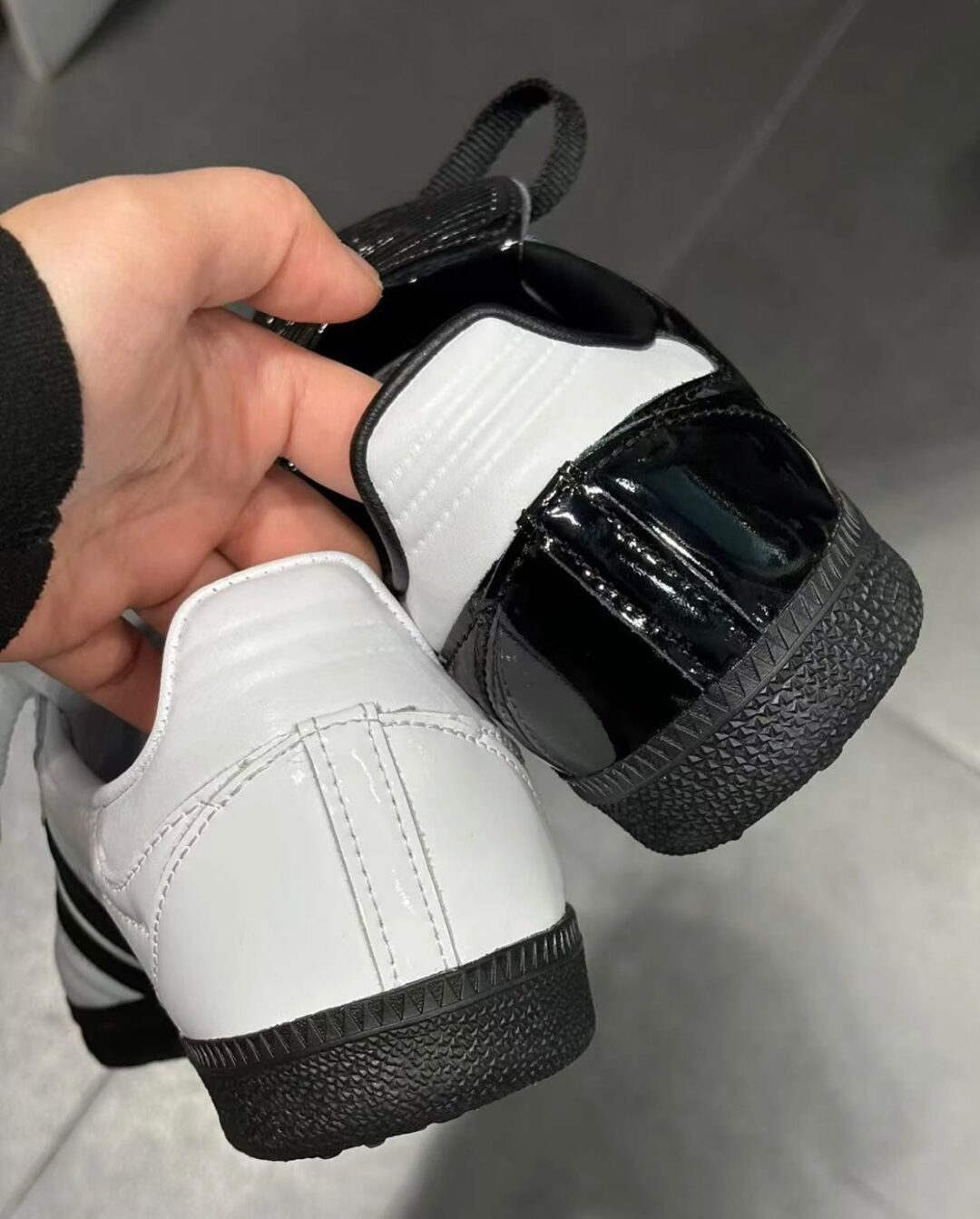 【2025年 発売】adidas Originals SAMBA Long Tongues “Patent Leather/Cloud White/Core Black” (アディダス オリジナルス サンバ ロングタン “パテントレザー/ホワイト/ブラック”) [JI2706/JI2707]