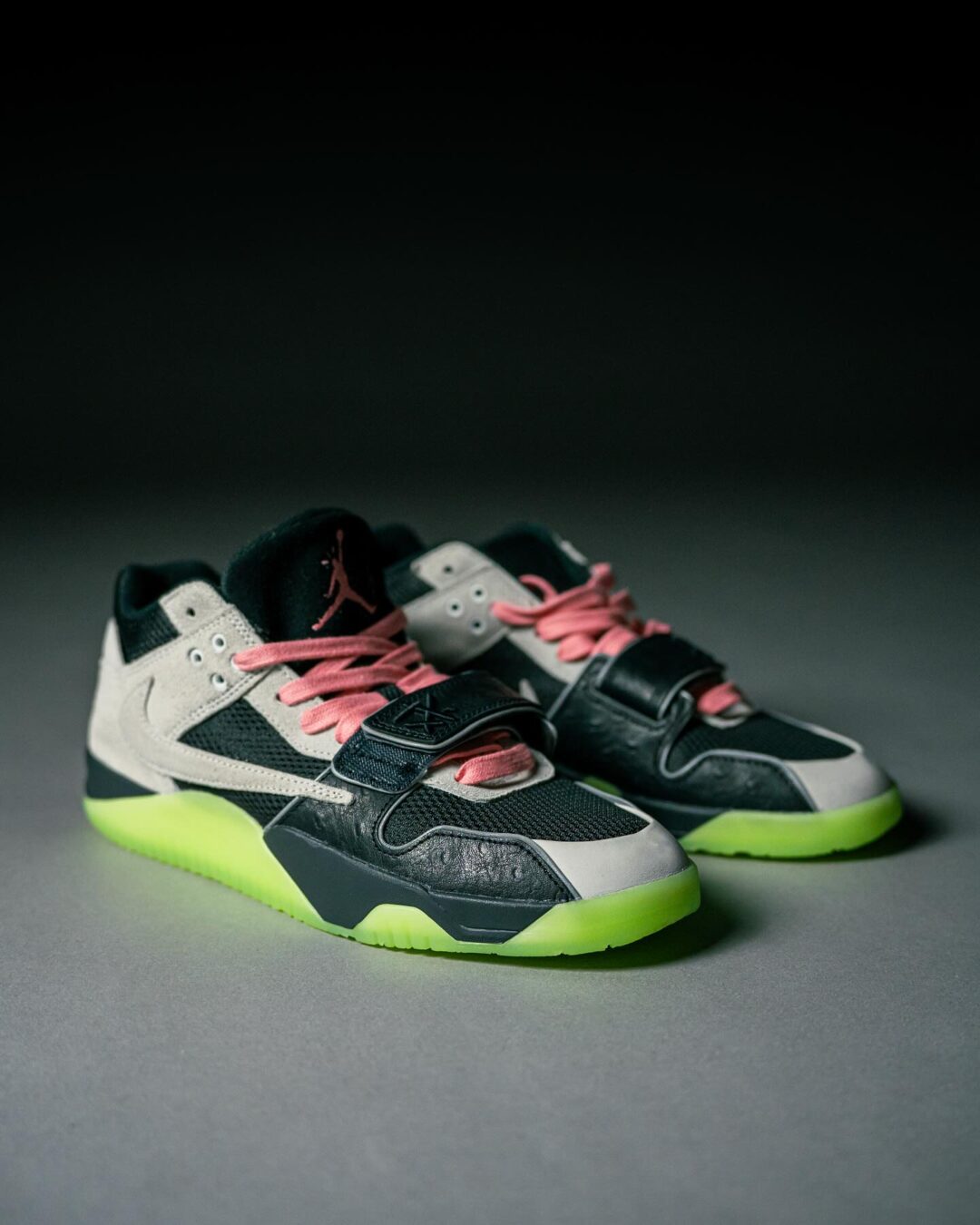 【2025年 10/8 発売予定】Travis Scott × Chase B × NIKE JUMPMAN JACK TR “Night Silver” (トラヴィス・スコット チェイス B ナイキ ジャンプマンジャック トレーナー “ナイトシルバー”) [IH7971-001]
