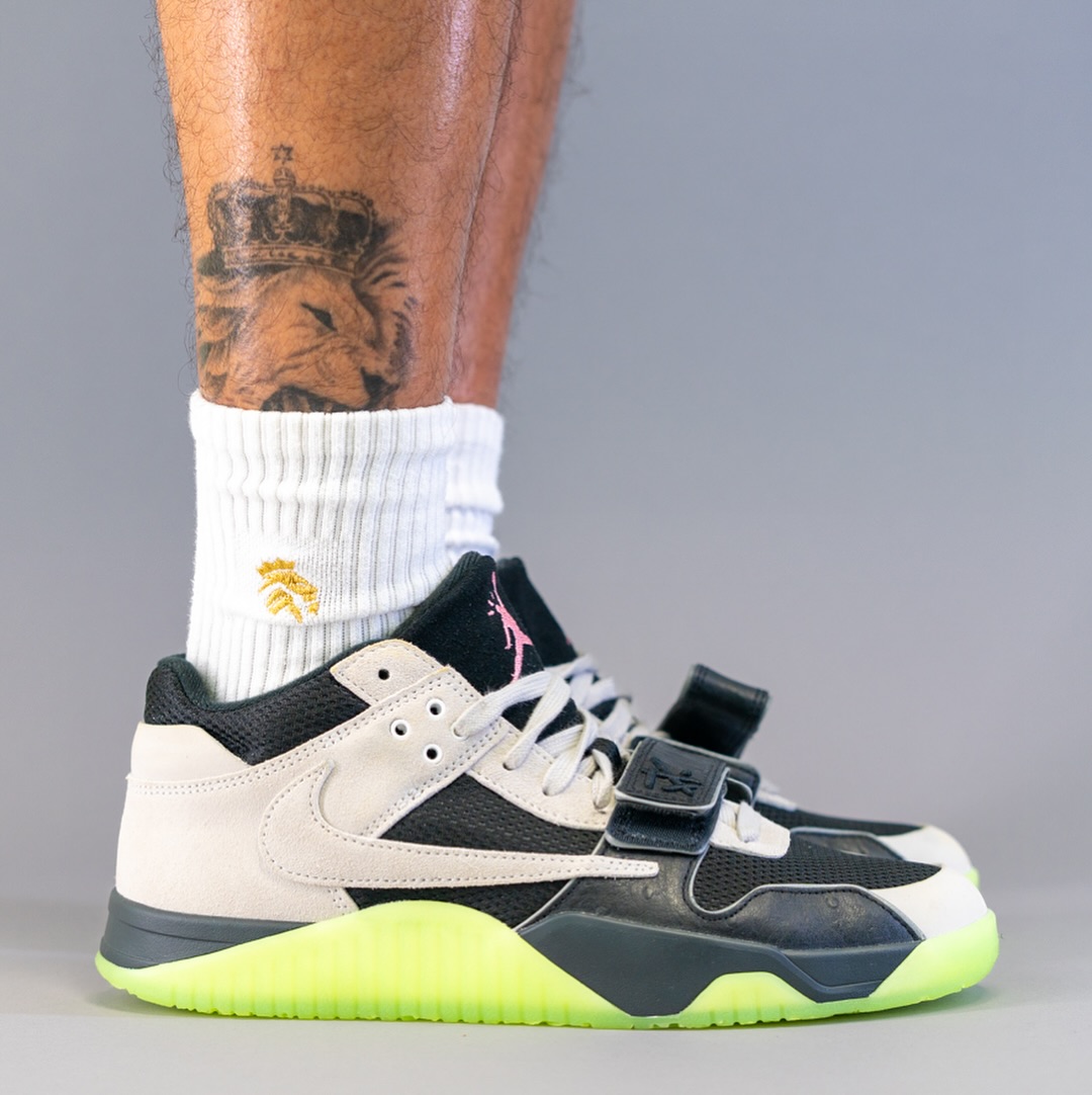 【2025年 10/8 発売予定】Travis Scott × Chase B × NIKE JUMPMAN JACK TR “Night Silver” (トラヴィス・スコット チェイス B ナイキ ジャンプマンジャック トレーナー “ナイトシルバー”) [IH7971-001]
