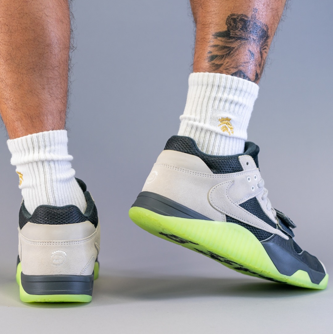 【2025年 10/8 発売予定】Travis Scott × Chase B × NIKE JUMPMAN JACK TR “Night Silver” (トラヴィス・スコット チェイス B ナイキ ジャンプマンジャック トレーナー “ナイトシルバー”) [IH7971-001]