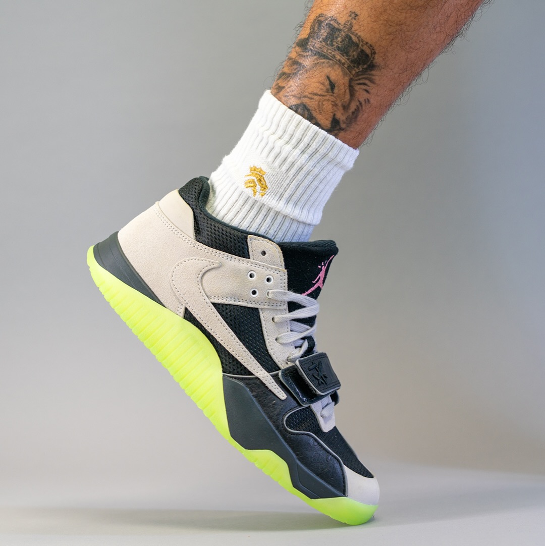 【2025年 10/8 発売予定】Travis Scott × Chase B × NIKE JUMPMAN JACK TR “Night Silver” (トラヴィス・スコット チェイス B ナイキ ジャンプマンジャック トレーナー “ナイトシルバー”) [IH7971-001]