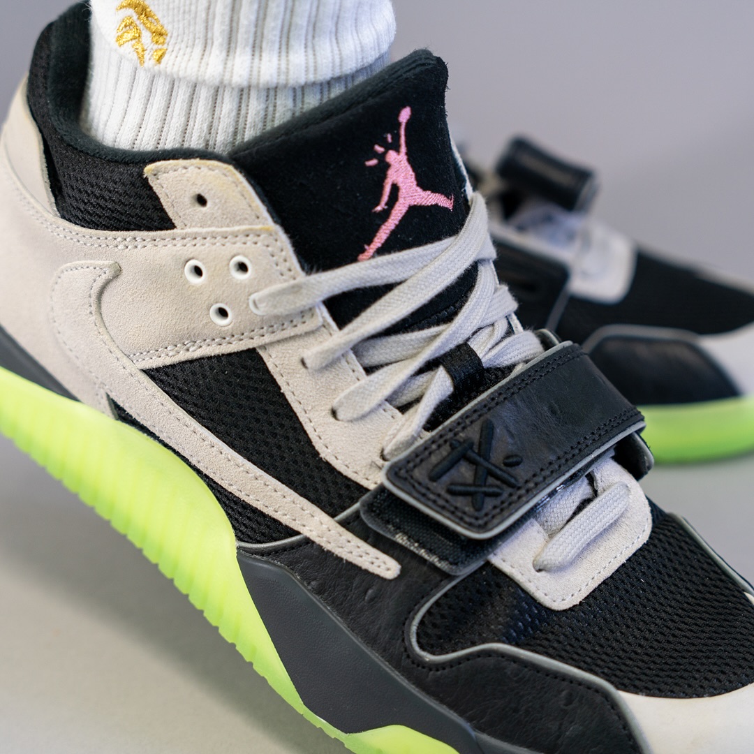 【2025年 10/8 発売予定】Travis Scott × Chase B × NIKE JUMPMAN JACK TR “Night Silver” (トラヴィス・スコット チェイス B ナイキ ジャンプマンジャック トレーナー “ナイトシルバー”) [IH7971-001]