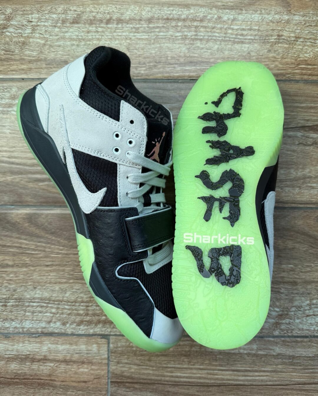 【2025年 10/8 発売予定】Travis Scott × Chase B × NIKE JUMPMAN JACK TR “Night Silver” (トラヴィス・スコット チェイス B ナイキ ジャンプマンジャック トレーナー “ナイトシルバー”) [IH7971-001]
