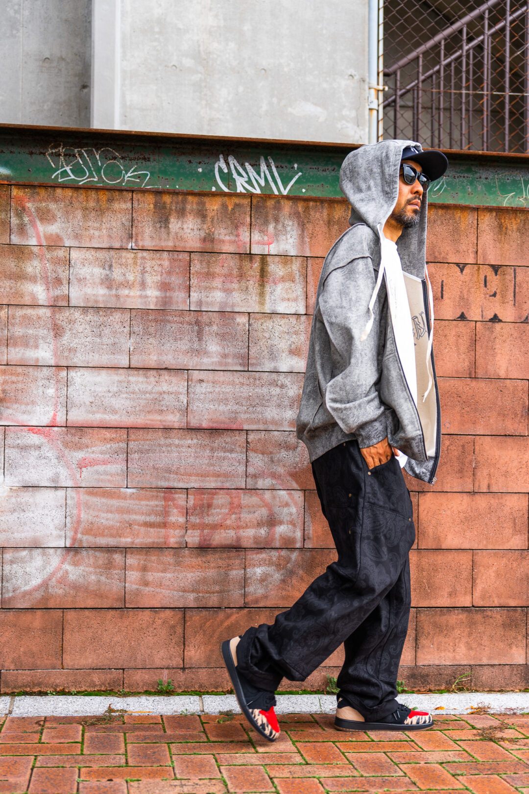 【メンバーシップ先行販売】S.W.U.N “LOGO ZIP HOODIE & F&F CREWNECK”が2025年 3/3 20:00~発売 (エスダブルユーエヌ “ロゴフーディ/クルーネック”)