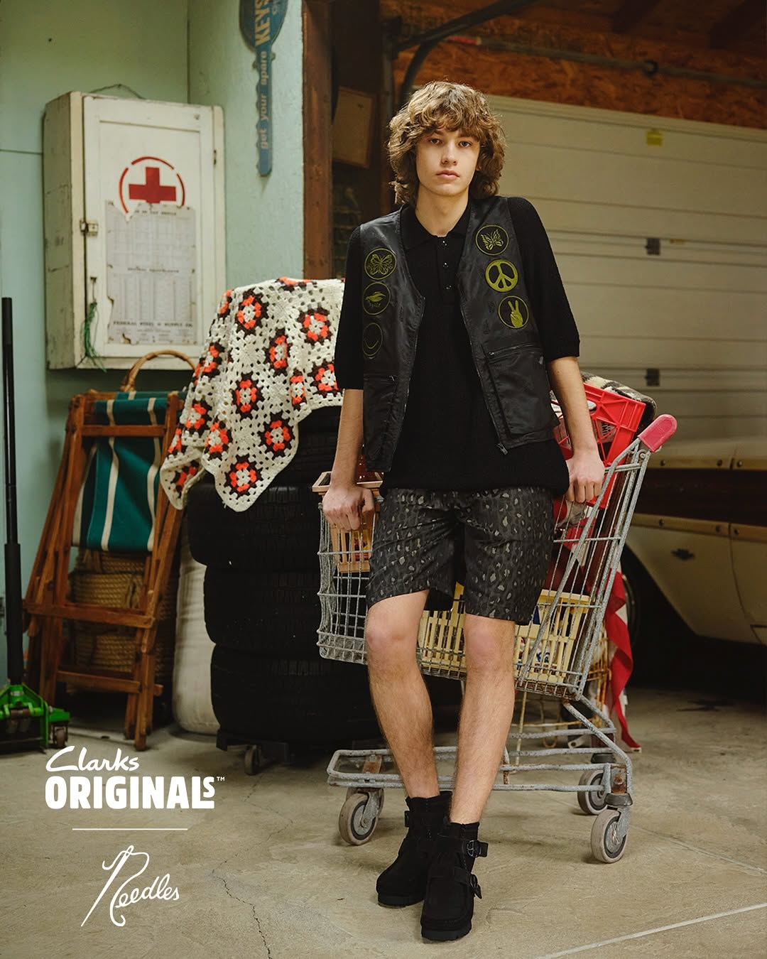 NEEDLES x Clarks Originals WALLABEEが2025年 4/5 発売 (ニードルズ クラークス ワラビー)
