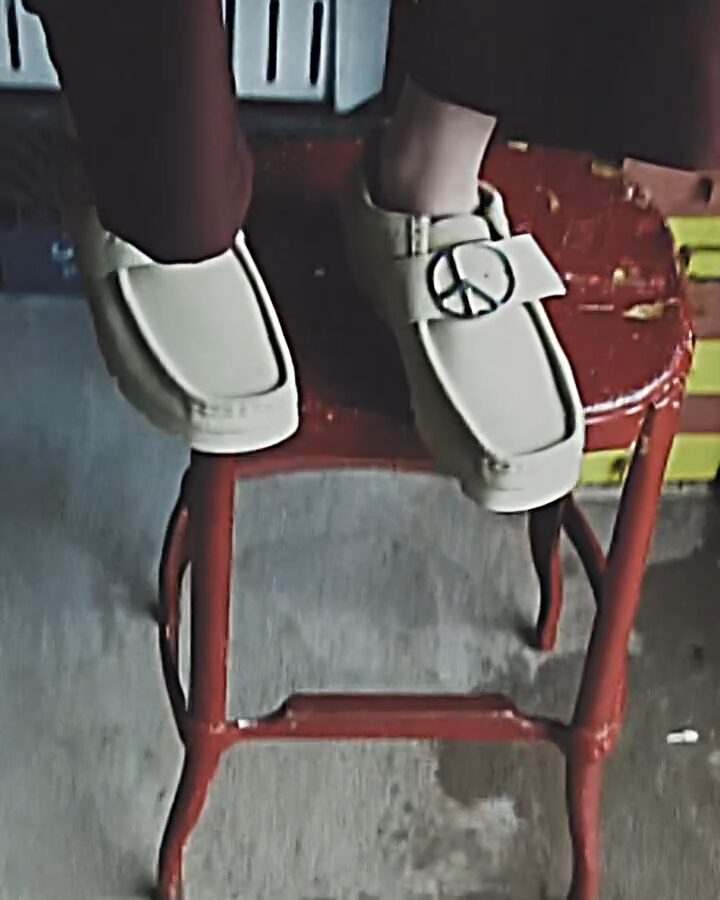 NEEDLES x Clarks Originals WALLABEEが2025年 4/5 発売 (ニードルズ クラークス ワラビー)