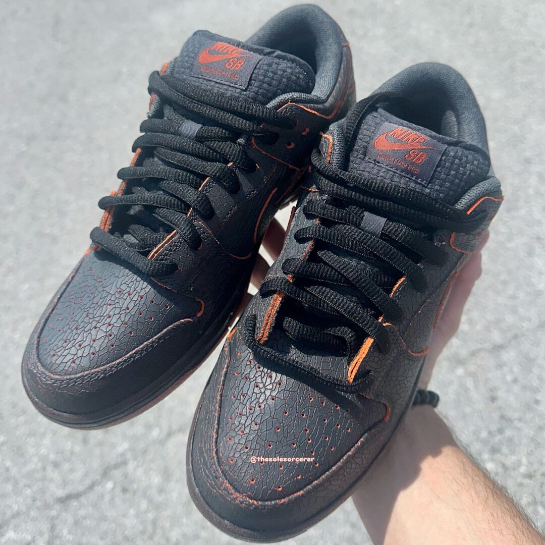 【2025年末 発売予定】NIKE SB DUNK LOW PRO “Halloween/Krampus” (ナイキ ダンク ロー プロ “ハロウィン/クランプス”) [HV1668-001]