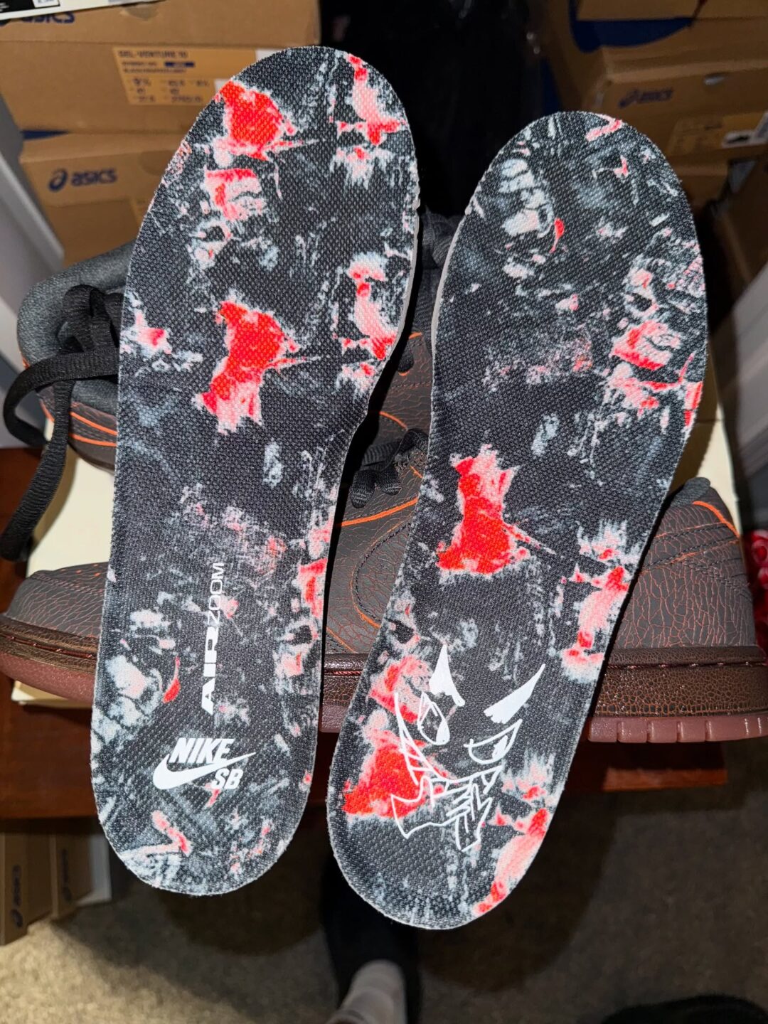 【2025年末 発売予定】NIKE SB DUNK LOW PRO “Halloween/Krampus” (ナイキ ダンク ロー プロ “ハロウィン/クランプス”) [HV1668-001]