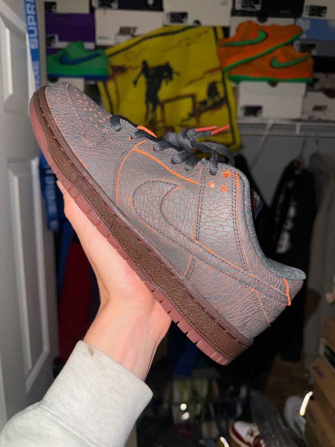 【2025年末 発売予定】NIKE SB DUNK LOW PRO “Halloween/Krampus” (ナイキ ダンク ロー プロ “ハロウィン/クランプス”) [HV1668-001]