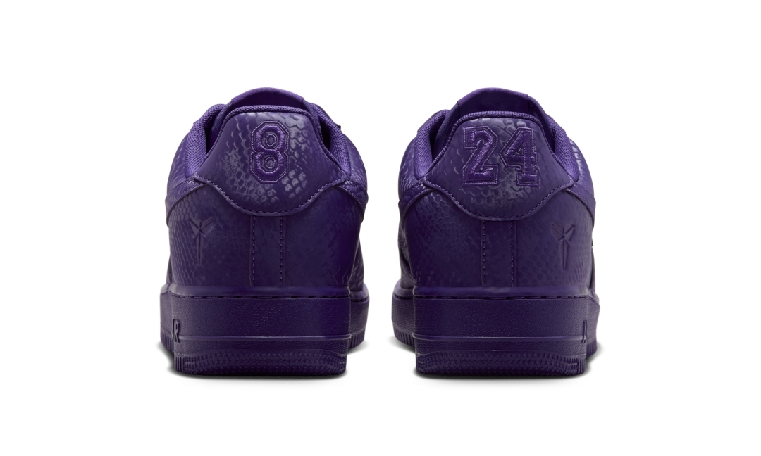 【国内 2025年 10/1 発売予定】Kobe Bryant Forever × NIKE AIR FORCE 1 LOW QS “Varsity Purple” (コービー・ブライアント ナイキ エア フォース 1 ロー レトロ “バーシティパープル”) [IB0018-500]
