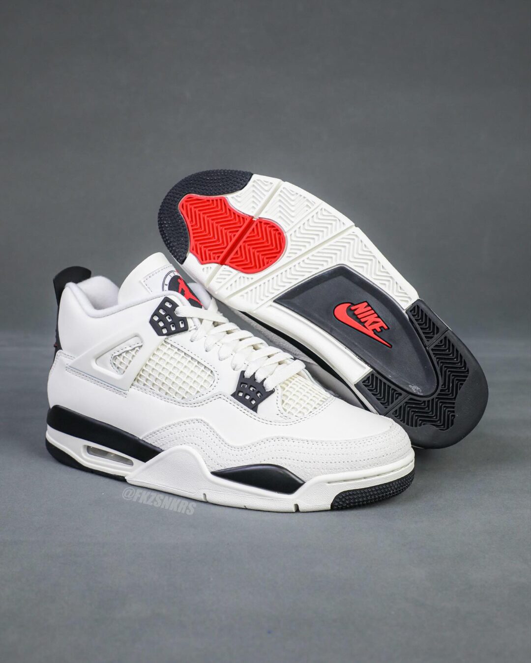 【2026年 3/14 発売予定】NIKE AIR JORDAN 4 RETRO “Flight Club/Sail/University Red” (ナイキ エア ジョーダン レトロ “フライトクラブ/セイル/レッド”) [IM4002-100]