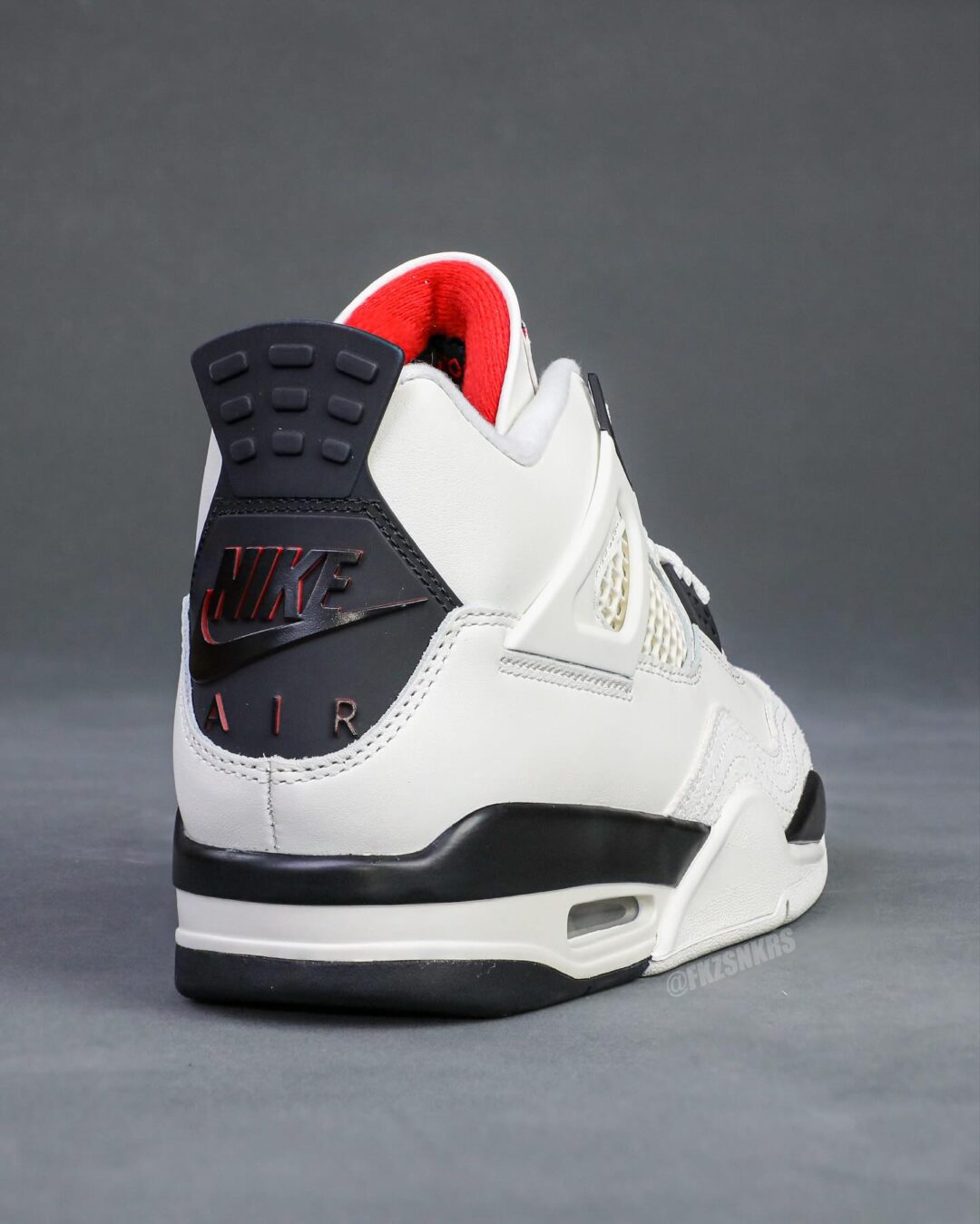 【2026年 3/14 発売予定】NIKE AIR JORDAN 4 RETRO “Flight Club/Sail/University Red” (ナイキ エア ジョーダン レトロ “フライトクラブ/セイル/レッド”) [IM4002-100]